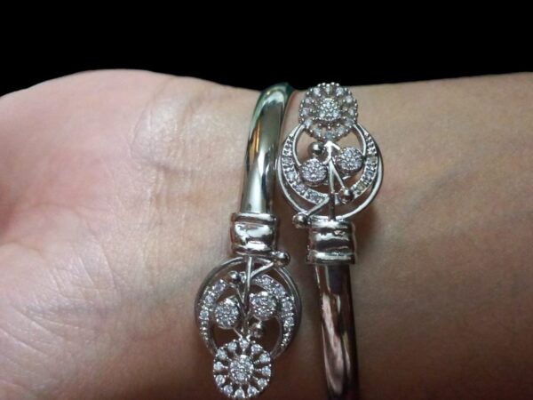 Eterna Cuff