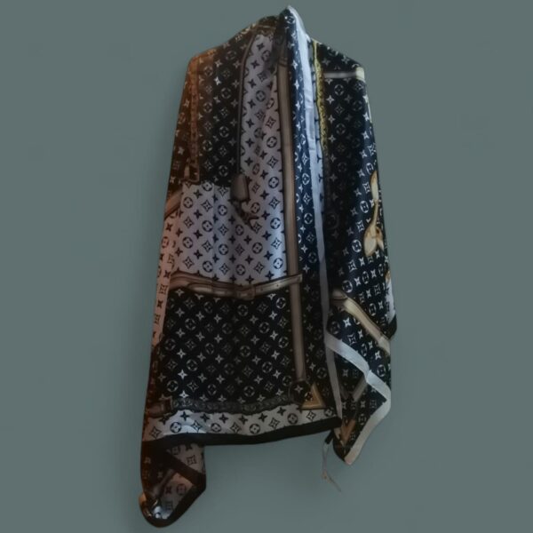 Chic Charcoal